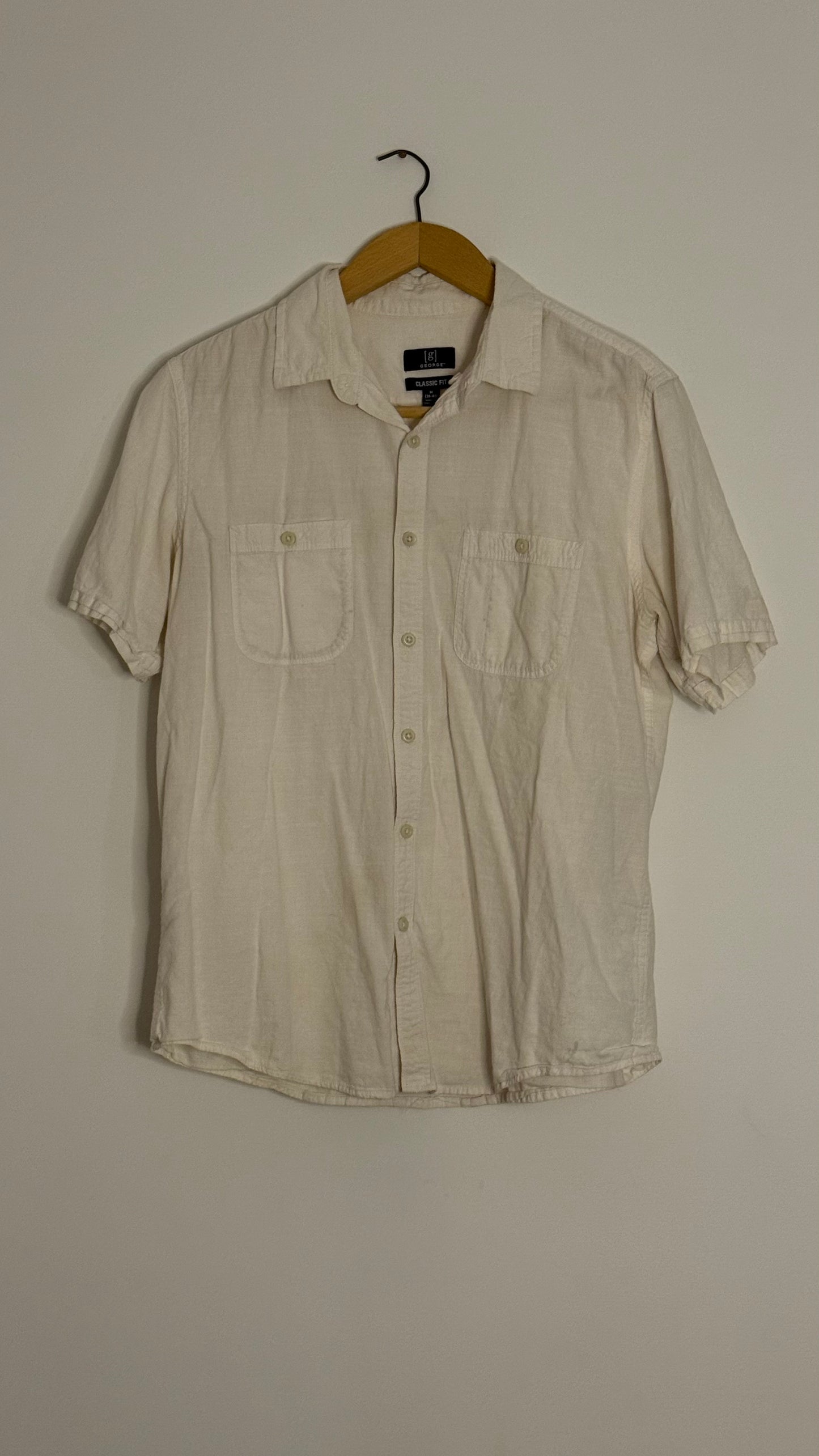 s/s white cotton button up