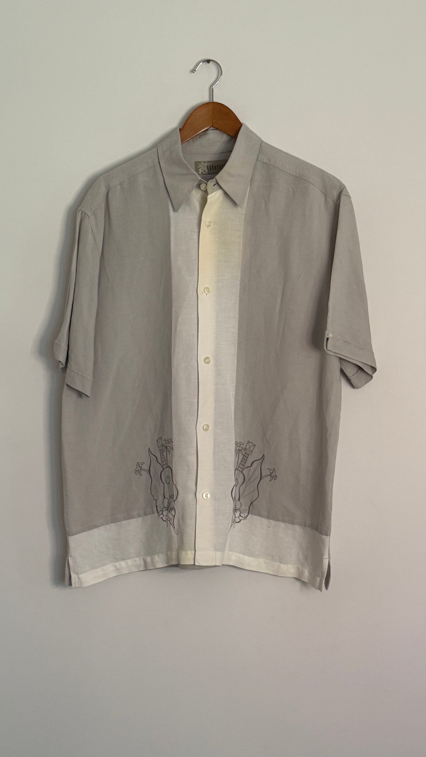 s/s grey linen button up