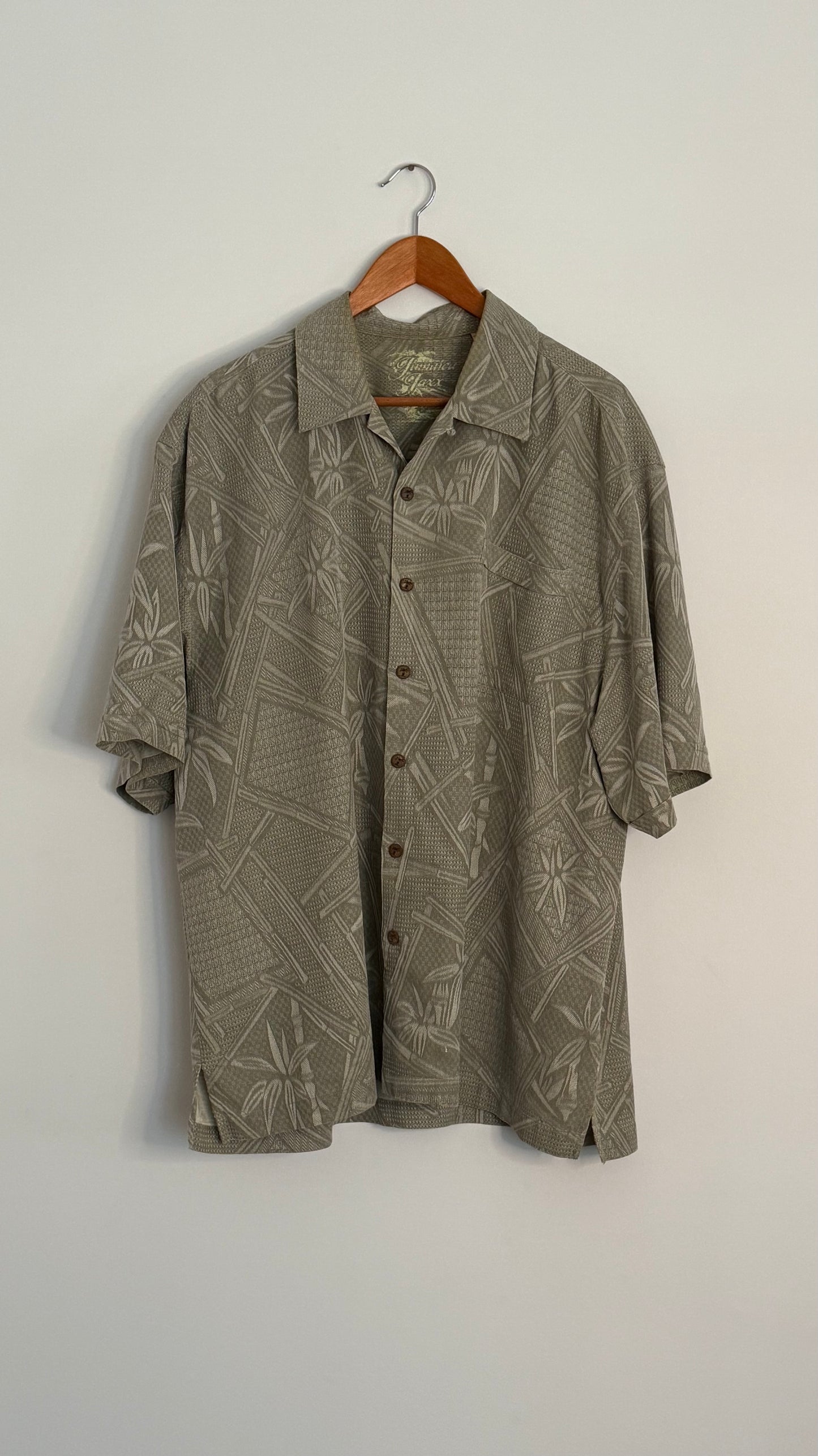 s/s tan button up bamboo print