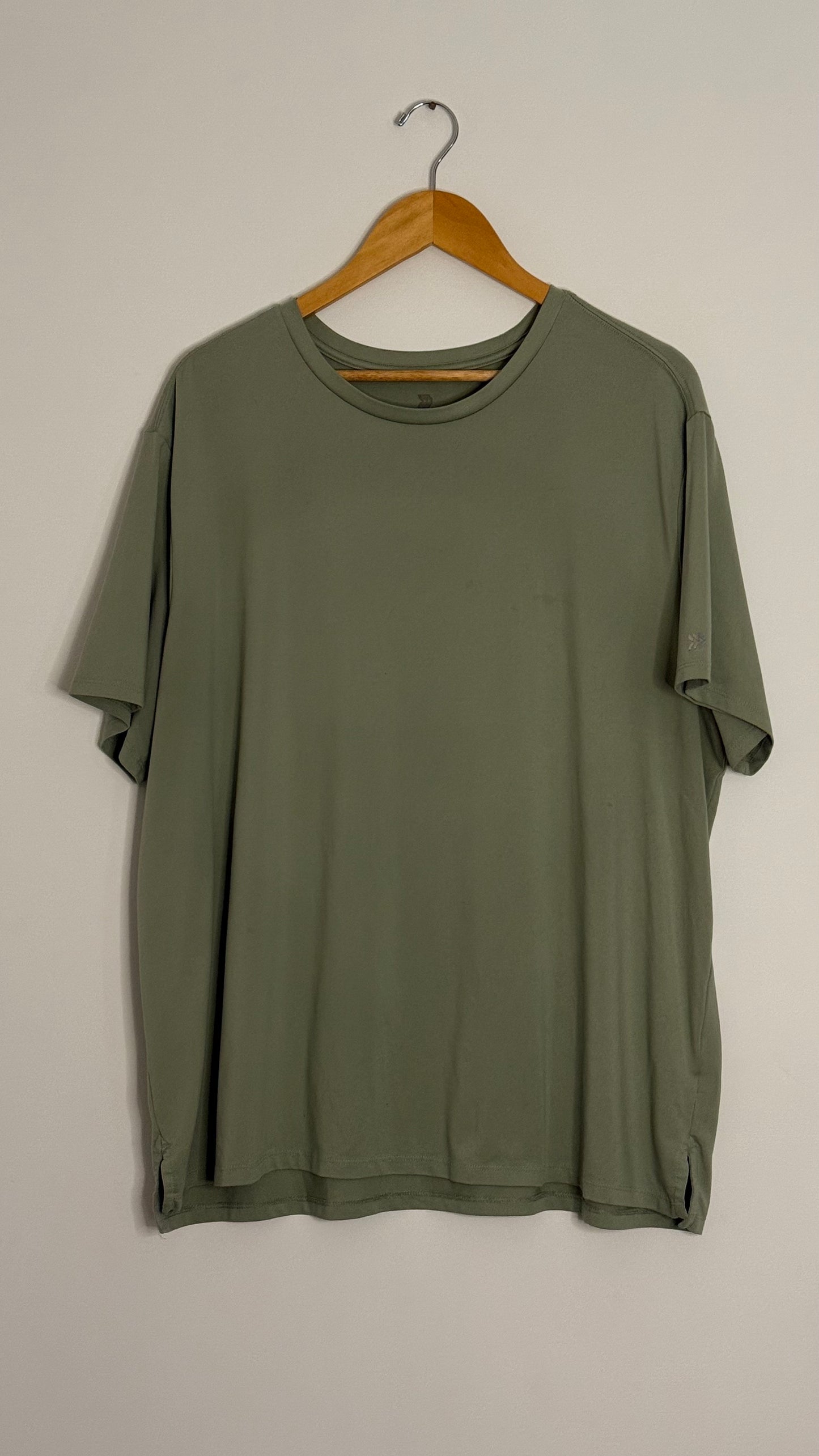 all in motion s/s sage green tshirt