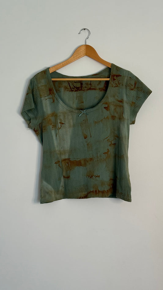 s/s green eyelet tshirt