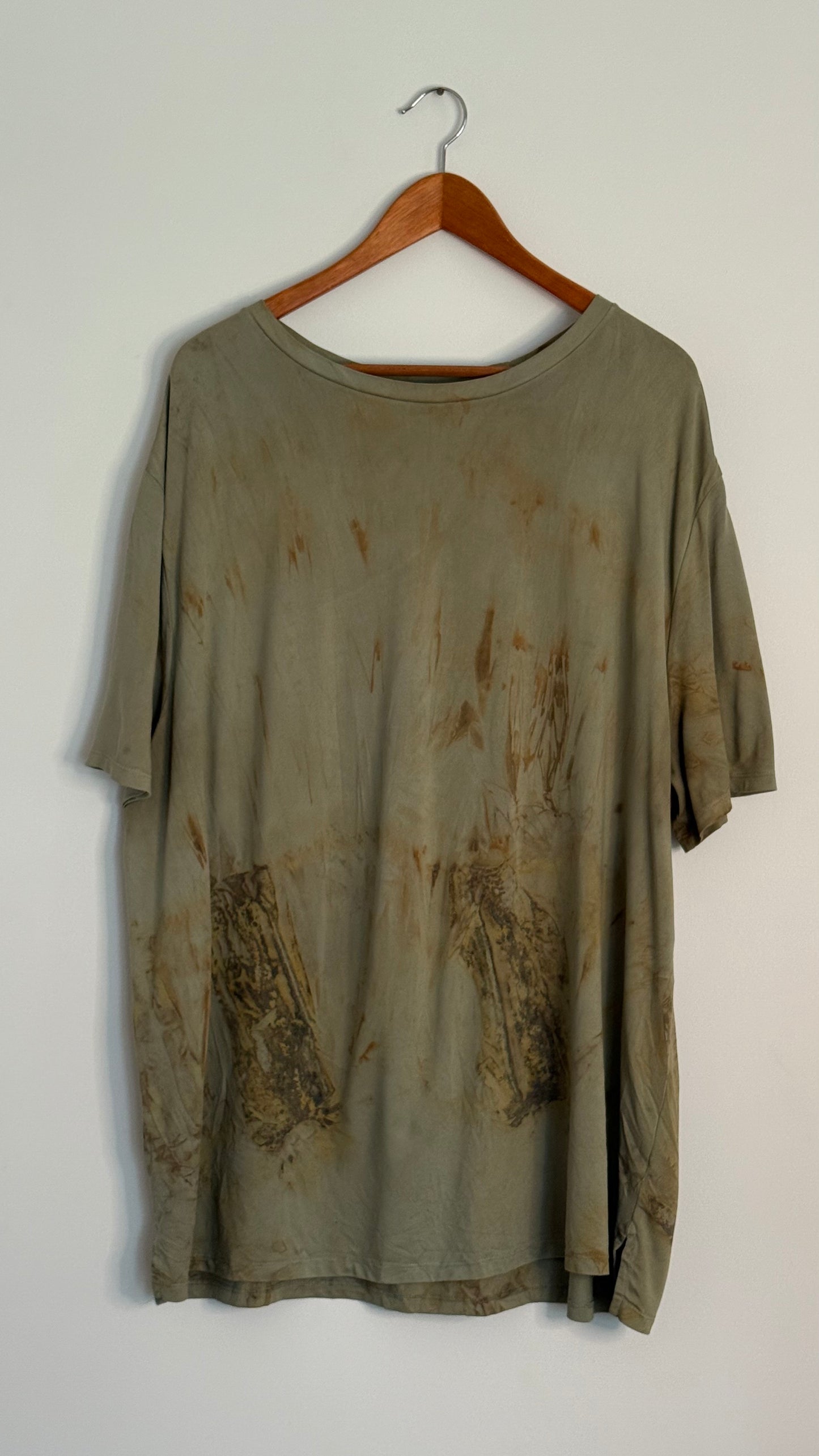 all in motion s/s sage green tshirt