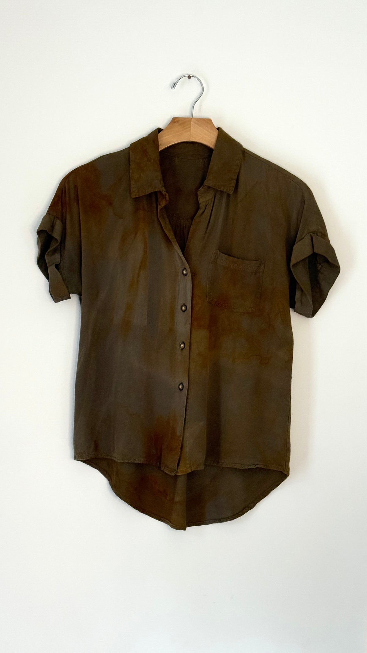 s/s green button up