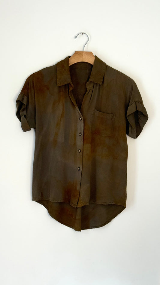 s/s green button up